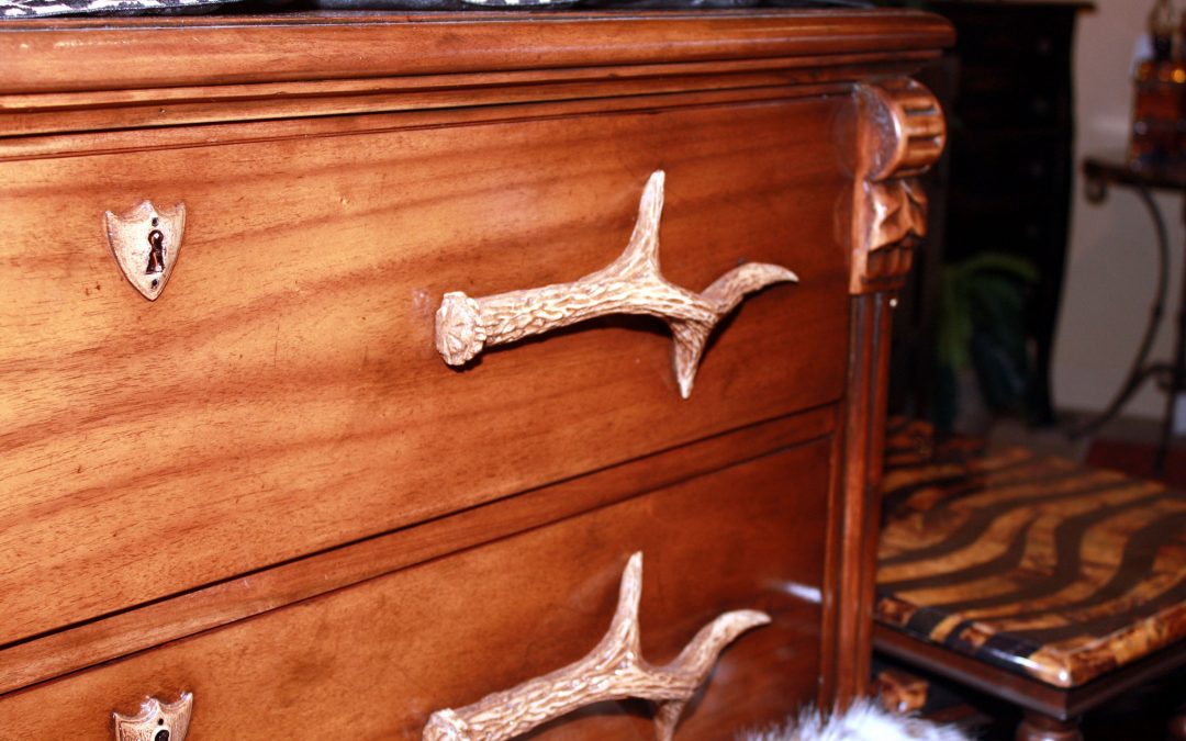 Stag Horn Chest